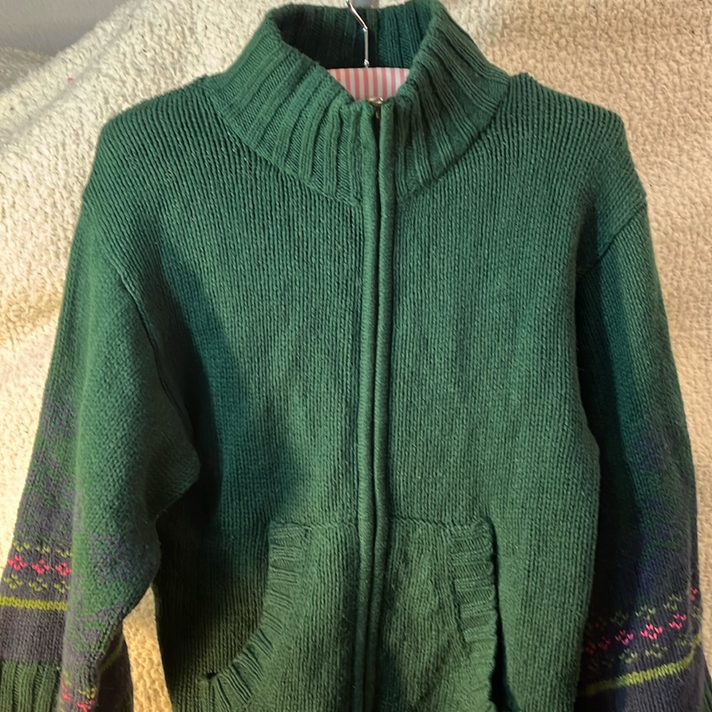 SALUD Women’s Green Zip Front Cardigan